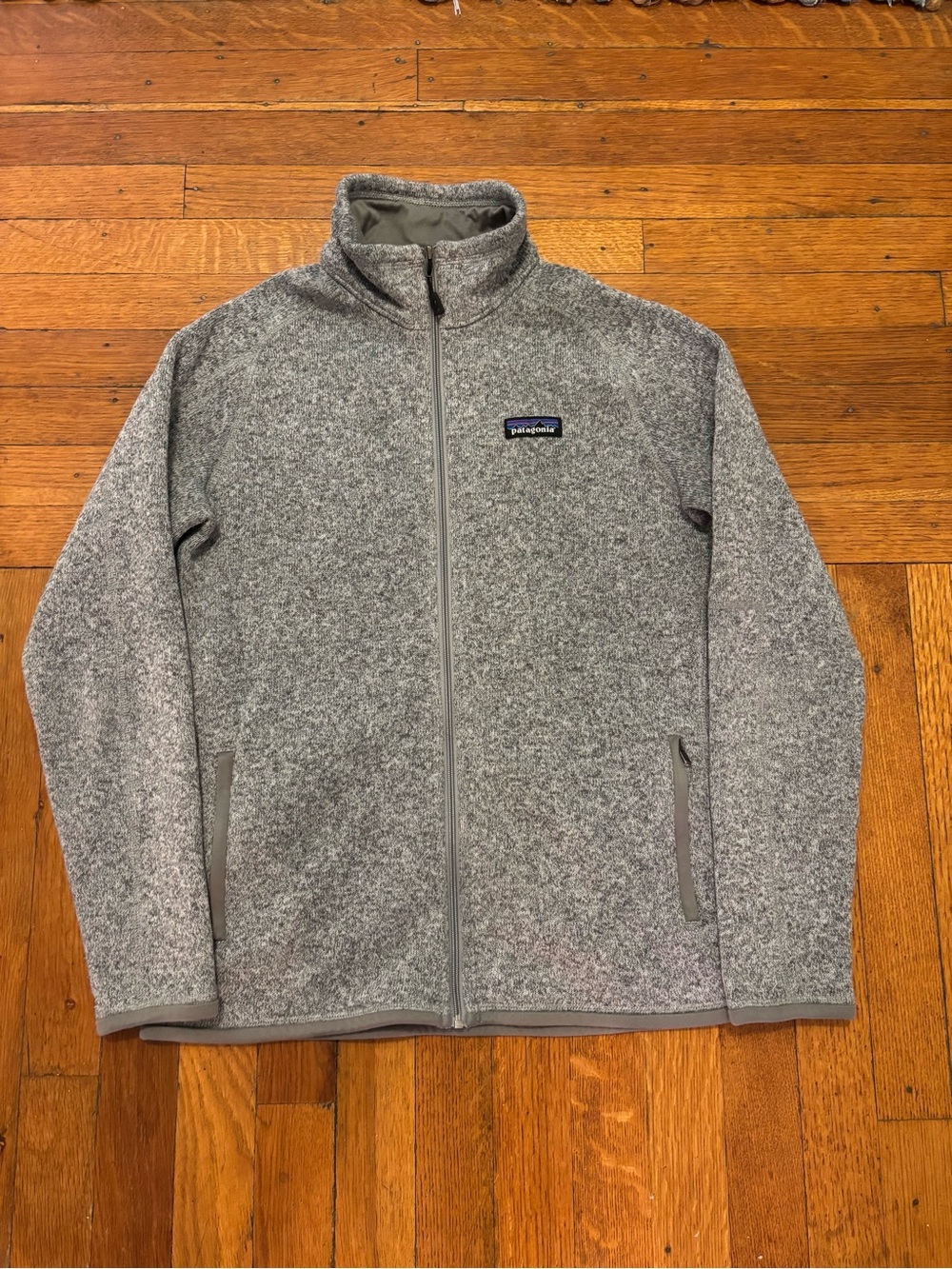 Patagonia Gray Heather Full-Zip Lightweight Fleece Jacket better sweater